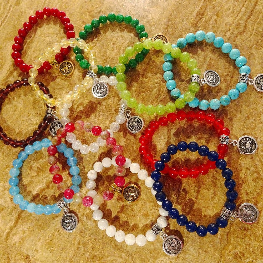 Handmade zodiac & birthstone stretch bracelet
